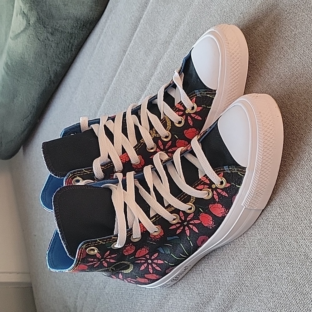 Converse Black Floral High-Top Sneakers - Picture 5 of 13